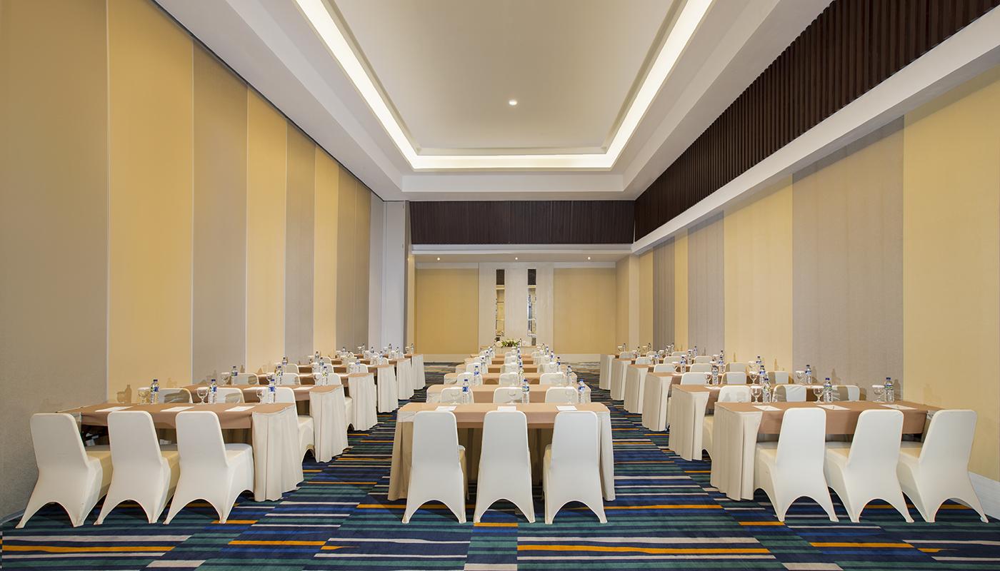 Hotel Santika Pekalongan Exterior foto